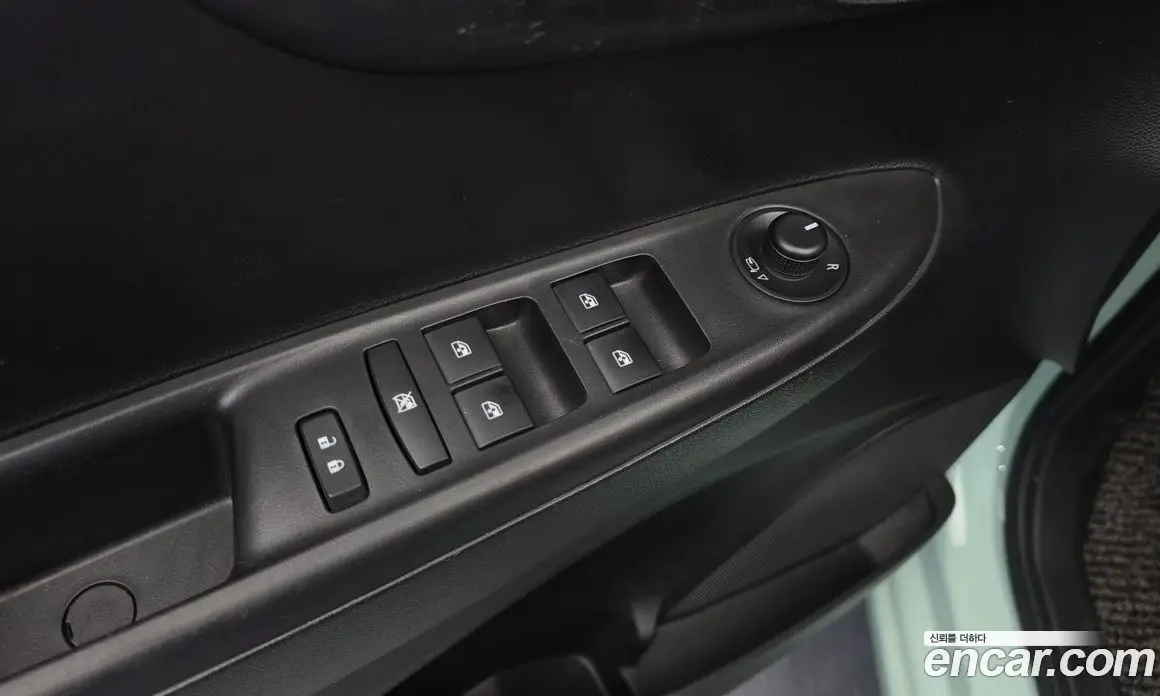 Chevrolet Spark 2016 1.0 автомат (гидро), фото 11