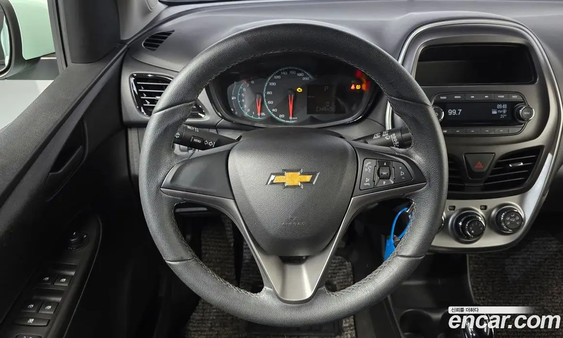 Chevrolet Spark 2016 1.0 автомат (гидро), фото 15