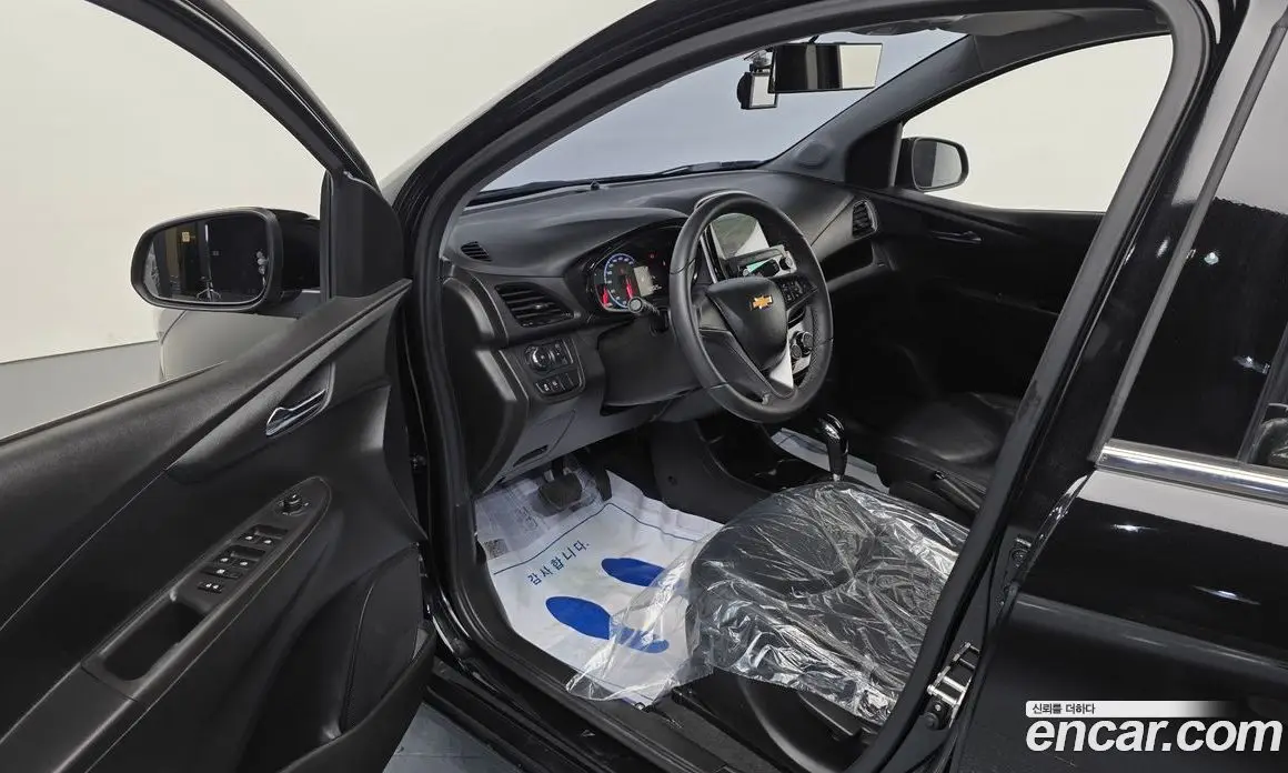 Chevrolet Spark 2017 1.0 автомат (гидро), фото 10 Chevrolet Spark 2017 1.0 автомат (гидро), фото 10