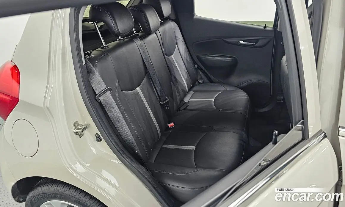 Chevrolet Spark 2020 1.0 автомат (гидро), фото 11