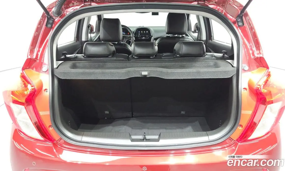 Chevrolet Spark 2022 1.0 автомат (гидро), фото 20