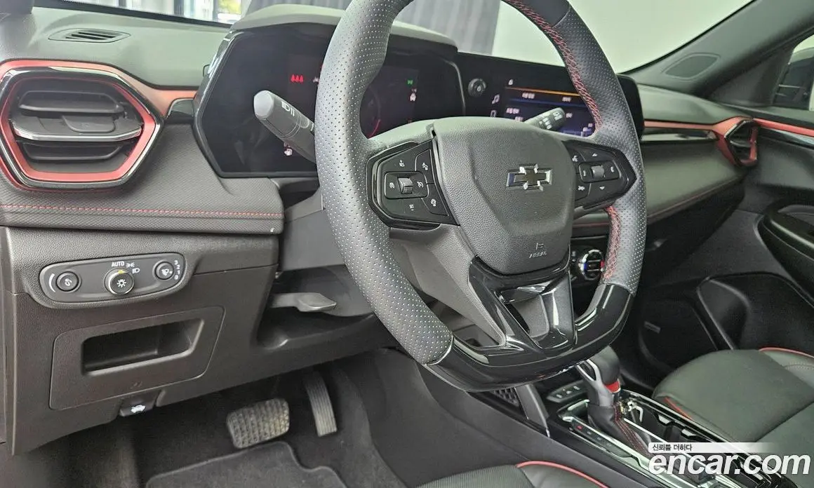 Chevrolet TrailBlazer 2024 1.3 автомат (гидро), фото 14 Chevrolet TrailBlazer 2024 1.3 автомат (гидро), фото 14