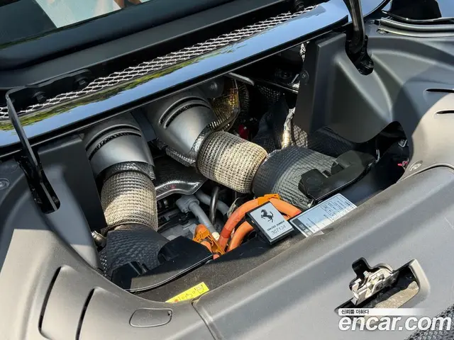 Ferrari 296 2024 3.0 автомат (гидро), миниатюра 6 Ferrari 296 2024 3.0 автомат (гидро), миниатюра 6