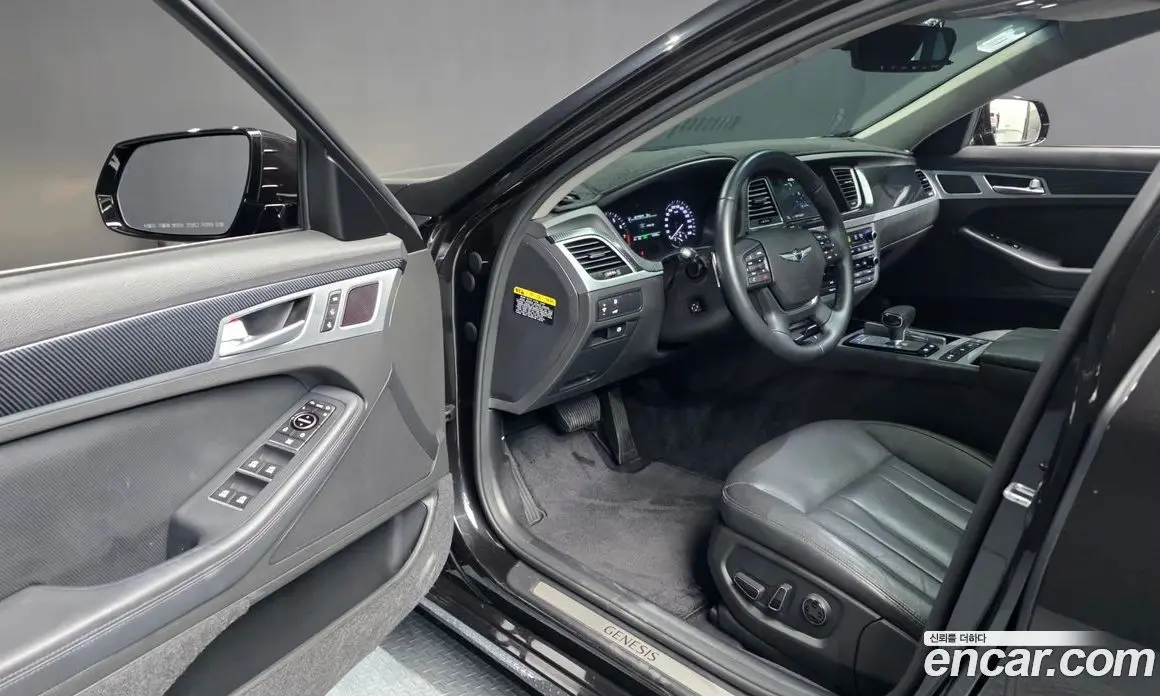 Genesis G80 2017 3.3 автомат (гидро), фото 13 Genesis G80 2017 3.3 автомат (гидро), фото 13