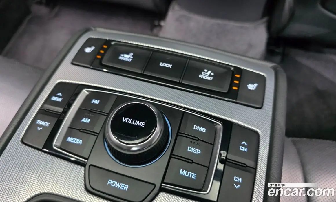 Genesis G80 2017 3.3 автомат (гидро), фото 25 Genesis G80 2017 3.3 автомат (гидро), фото 25