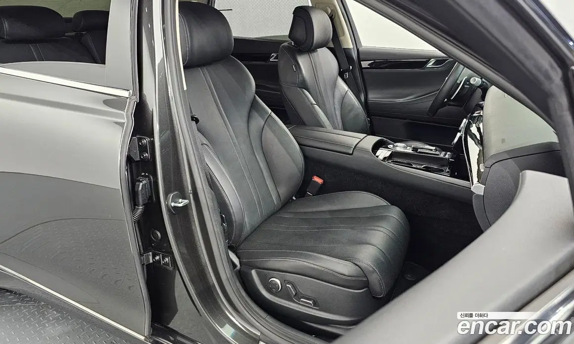 Genesis G80 2023 2.5 автомат (гидро), фото 12 Genesis G80 2023 2.5 автомат (гидро), фото 12