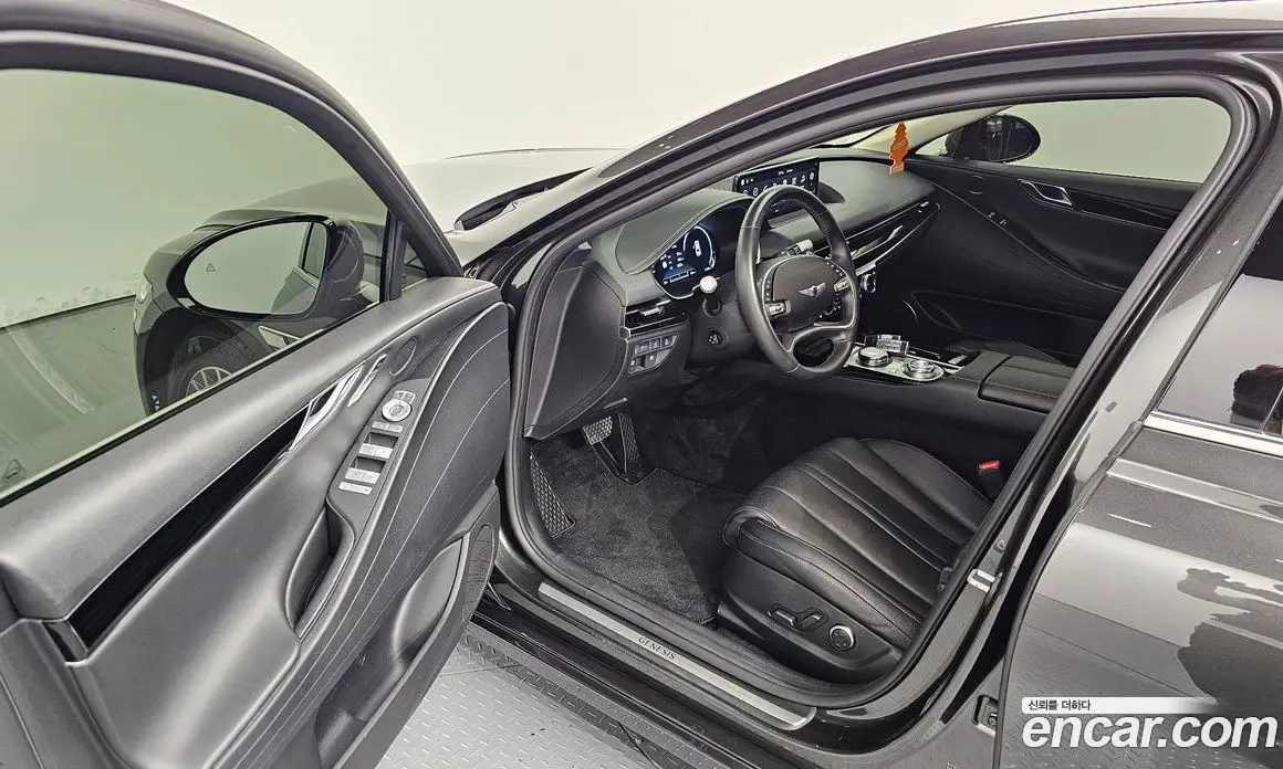 Genesis G80 2023 2.5 автомат (гидро), фото 10 Genesis G80 2023 2.5 автомат (гидро), фото 10
