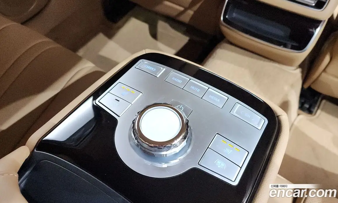 Genesis G80 2024 2.5 автомат (гидро), фото 26