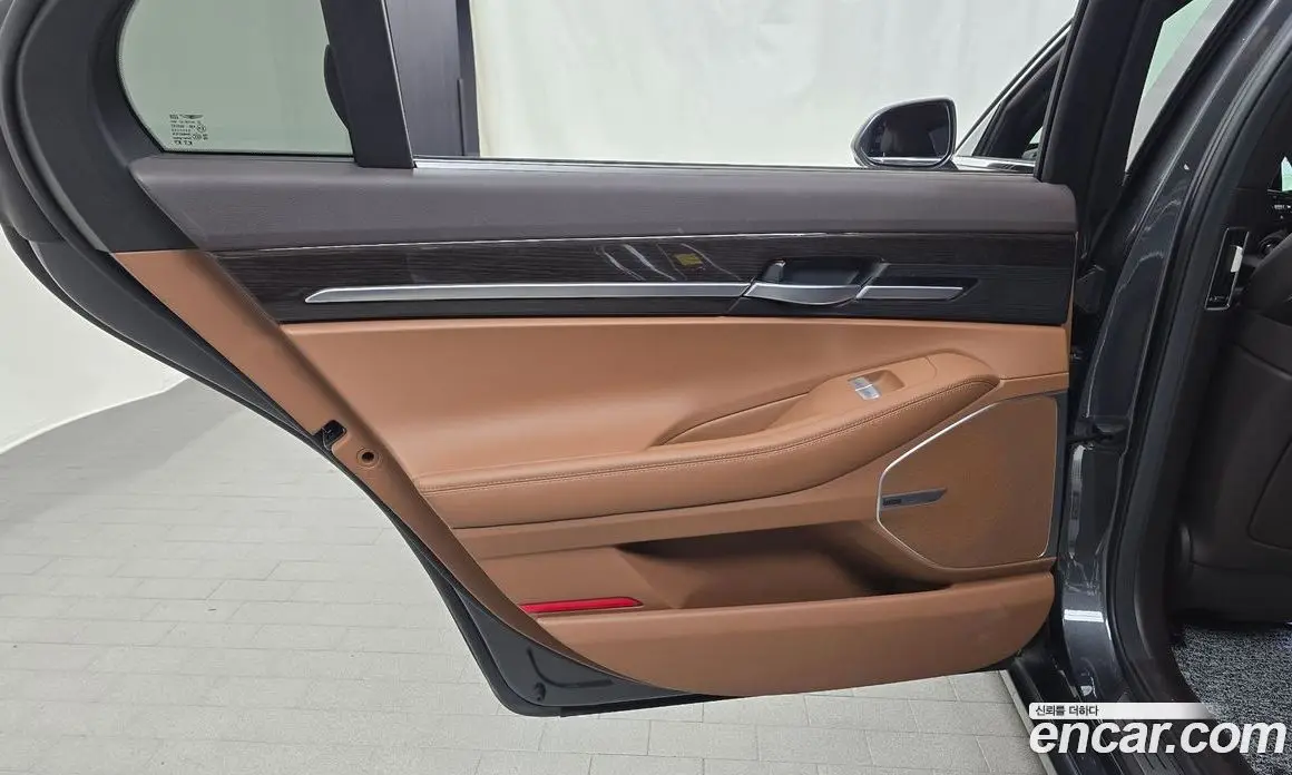 Genesis G90 2020 3.8 автомат (гидро), фото 15 Genesis G90 2020 3.8 автомат (гидро), фото 15