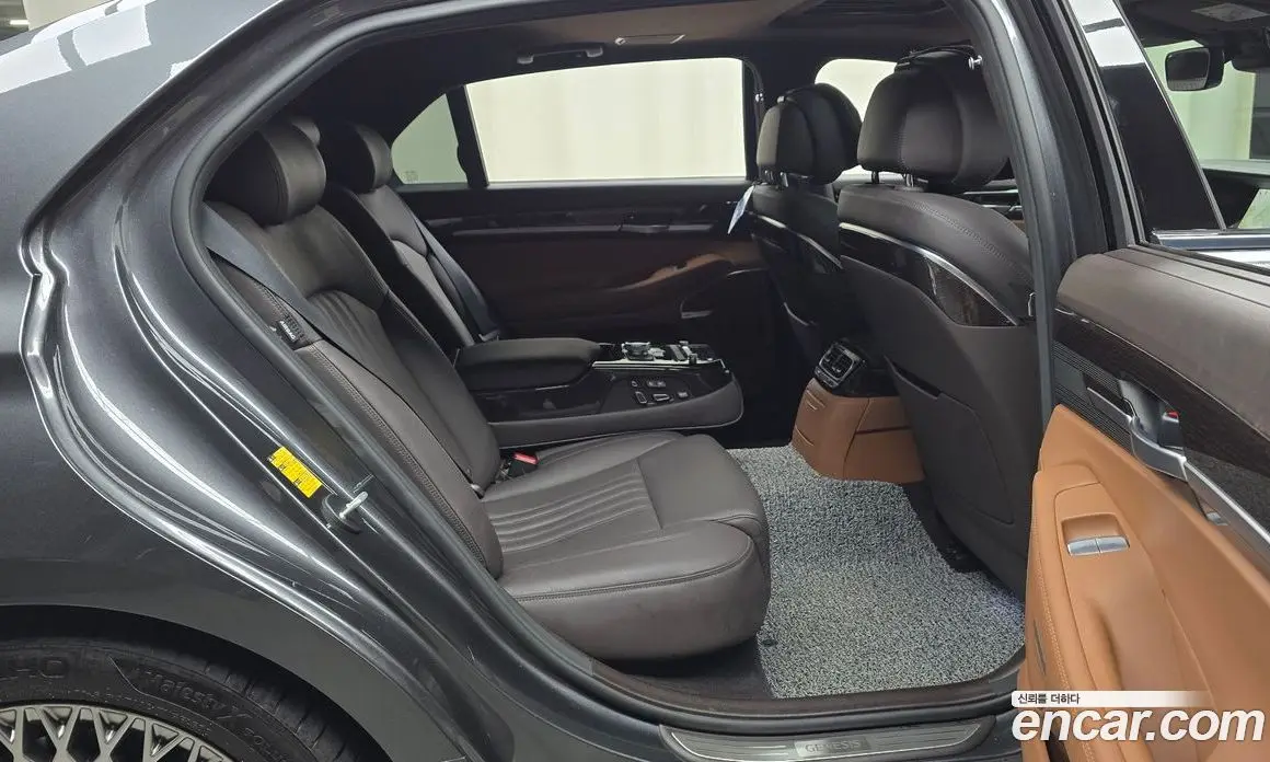 Genesis G90 2020 3.8 автомат (гидро), фото 17 Genesis G90 2020 3.8 автомат (гидро), фото 17