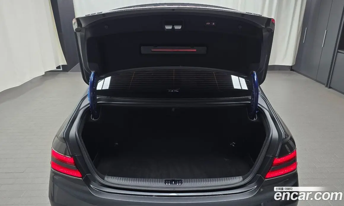 Genesis G90 2020 3.8 автомат (гидро), фото 32 Genesis G90 2020 3.8 автомат (гидро), фото 32