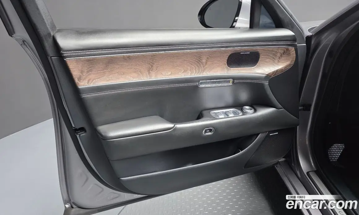 Genesis G90 2022 3.5 автомат (гидро), фото 14 Genesis G90 2022 3.5 автомат (гидро), фото 14