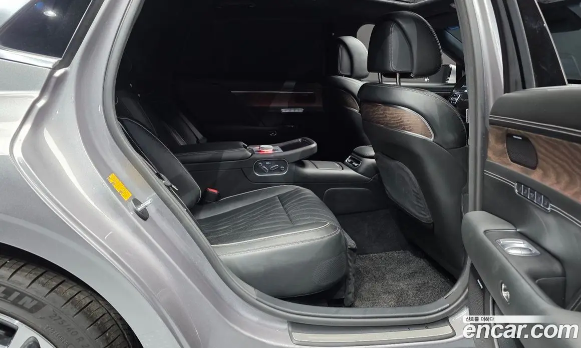 Genesis G90 2022 3.5 автомат (гидро), фото 17 Genesis G90 2022 3.5 автомат (гидро), фото 17