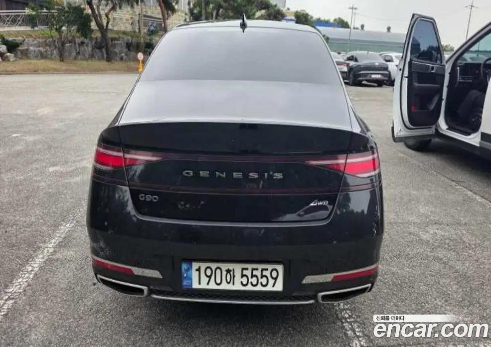 Genesis G90 2023 3.5 автомат (гидро), фото 3 Genesis G90 2023 3.5 автомат (гидро), фото 3