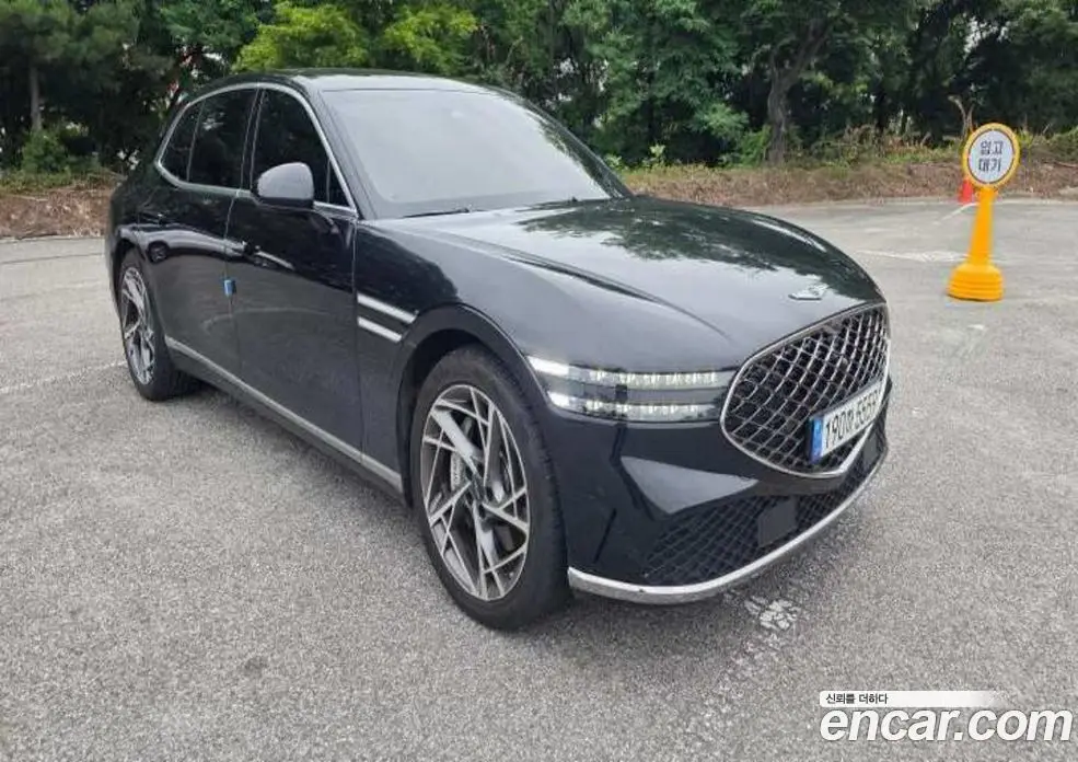 Genesis G90 2023 3.5 автомат (гидро), фото 8 Genesis G90 2023 3.5 автомат (гидро), фото 8