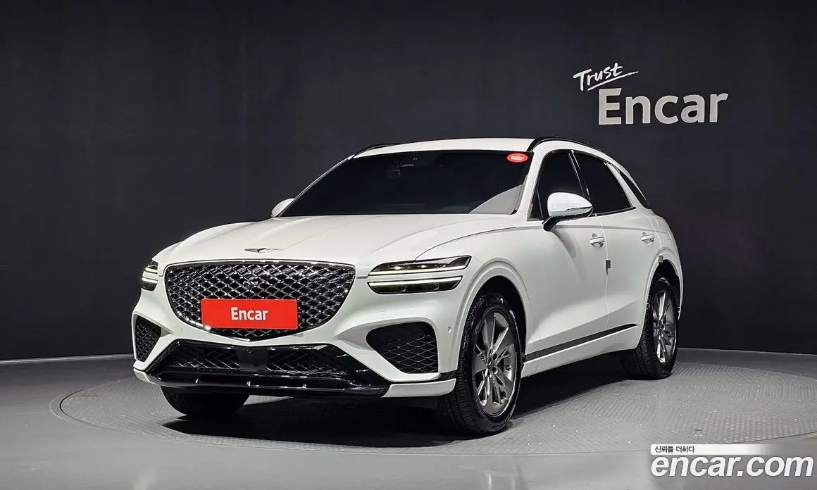 Genesis GV70 2021 2.5 автомат (гидро), фото 1 Genesis GV70 2021 2.5 автомат (гидро), фото 1