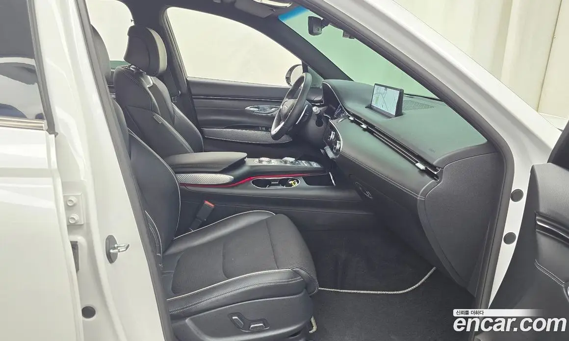 Genesis GV70 2021 2.5 автомат (гидро), фото 16 Genesis GV70 2021 2.5 автомат (гидро), фото 16