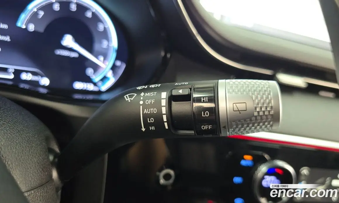 Genesis GV70 2021 2.5 автомат (гидро), фото 27 Genesis GV70 2021 2.5 автомат (гидро), фото 27