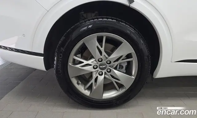 Genesis GV70 2021 2.5 автомат (гидро), миниатюра 5 Genesis GV70 2021 2.5 автомат (гидро), миниатюра 5