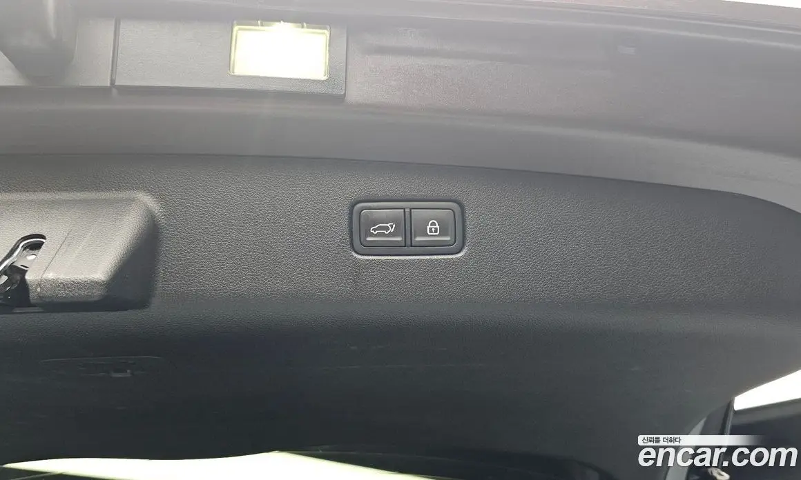 Genesis GV70 2021 2.5 автомат (гидро), фото 33 Genesis GV70 2021 2.5 автомат (гидро), фото 33