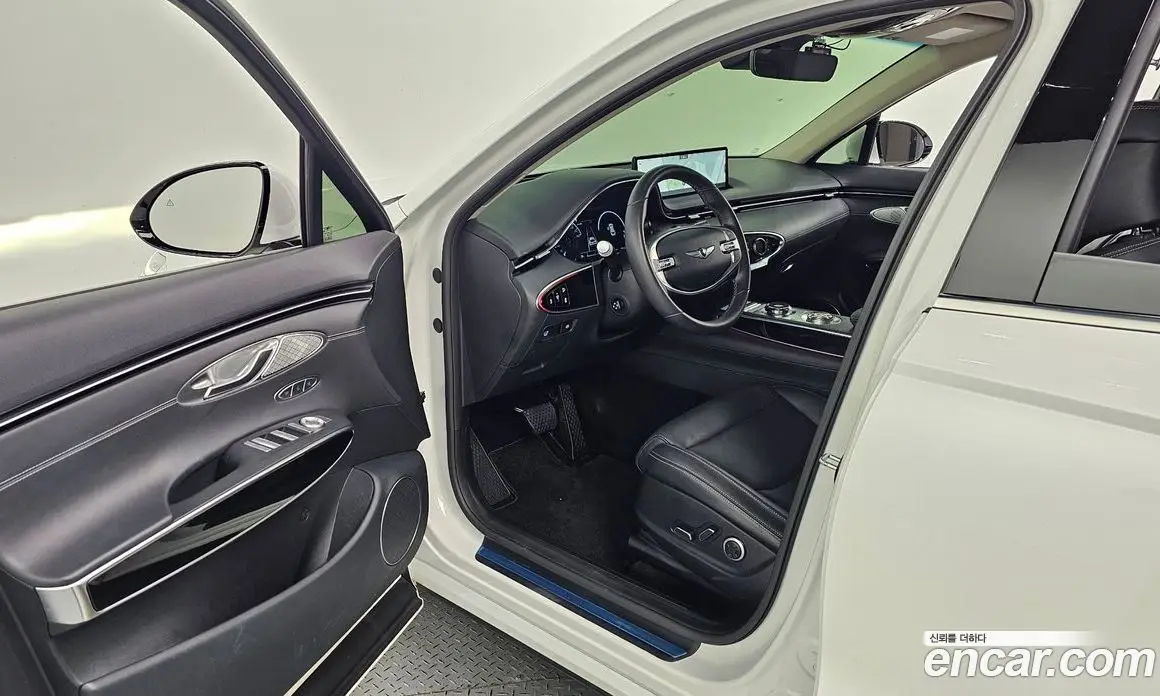 Genesis GV70 2022 2.5 автомат (гидро), фото 16 Genesis GV70 2022 2.5 автомат (гидро), фото 16