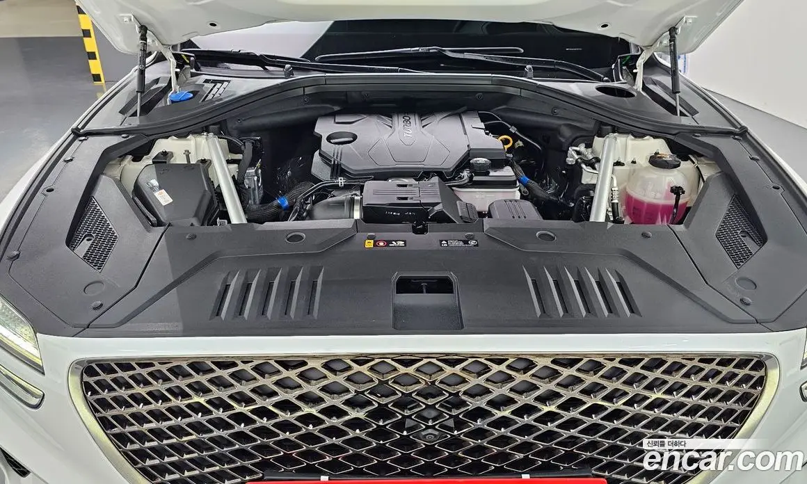 Genesis GV70 2022 2.5 автомат (гидро), фото 6 Genesis GV70 2022 2.5 автомат (гидро), фото 6
