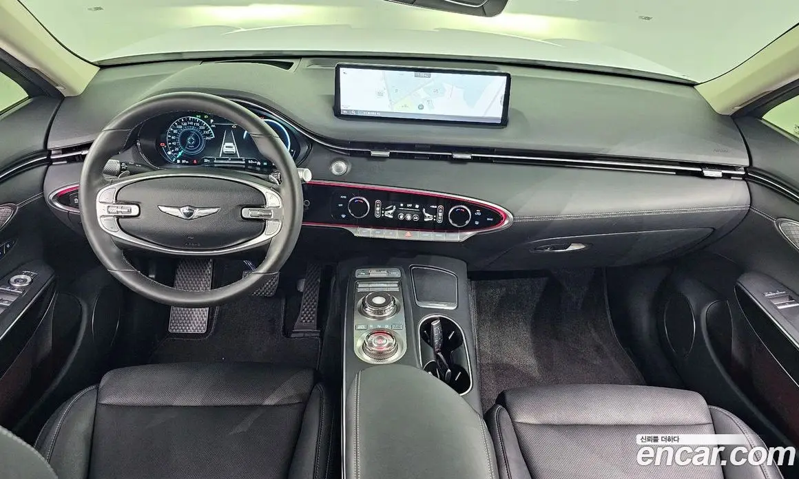Genesis GV70 2022 2.5 автомат (гидро), фото 10 Genesis GV70 2022 2.5 автомат (гидро), фото 10