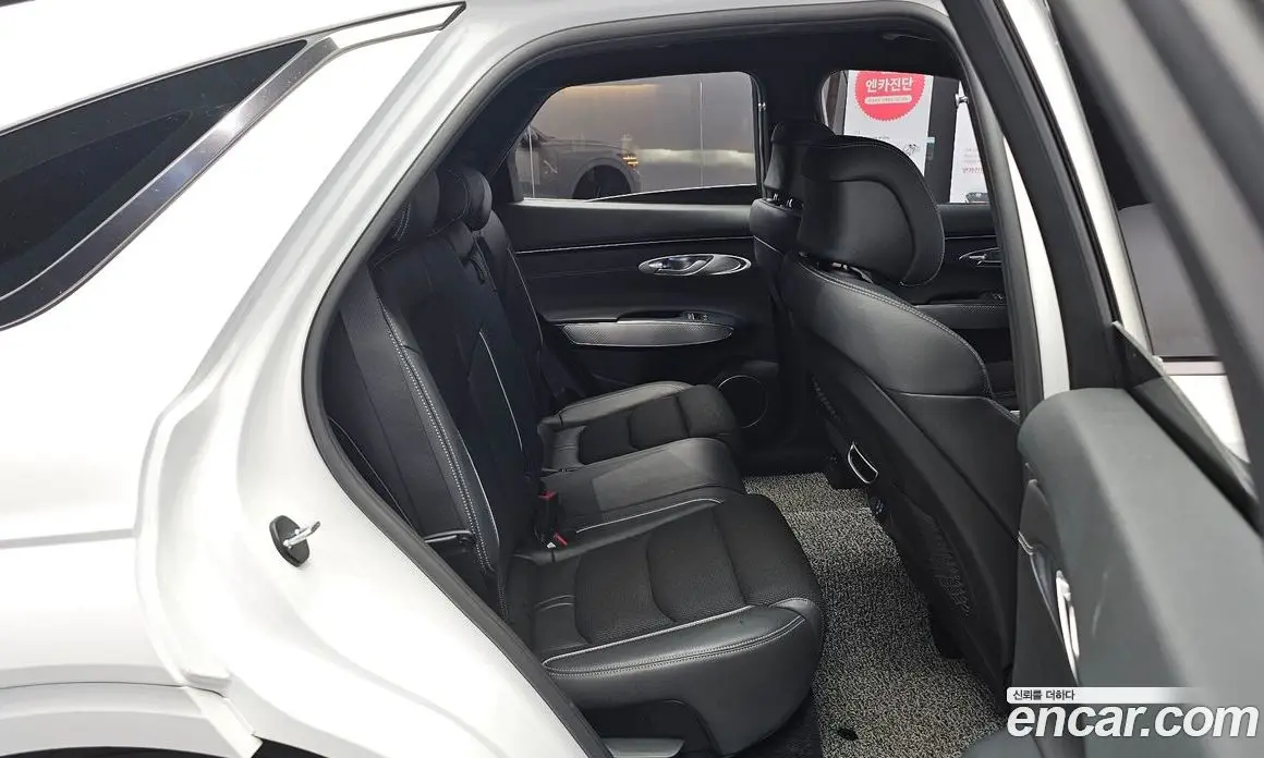 Genesis GV70 2023 2.5 автомат (гидро), фото 16 Genesis GV70 2023 2.5 автомат (гидро), фото 16