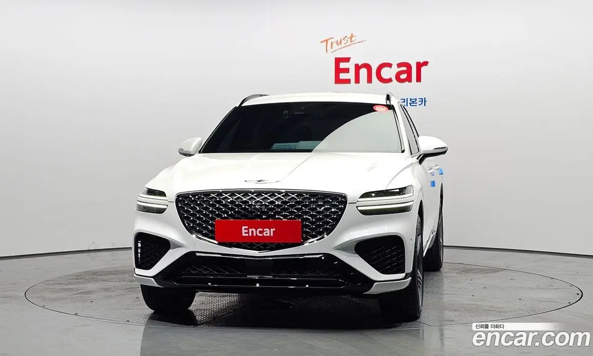 Genesis GV70 2023 2.5 автомат (гидро), фото 3 Genesis GV70 2023 2.5 автомат (гидро), фото 3