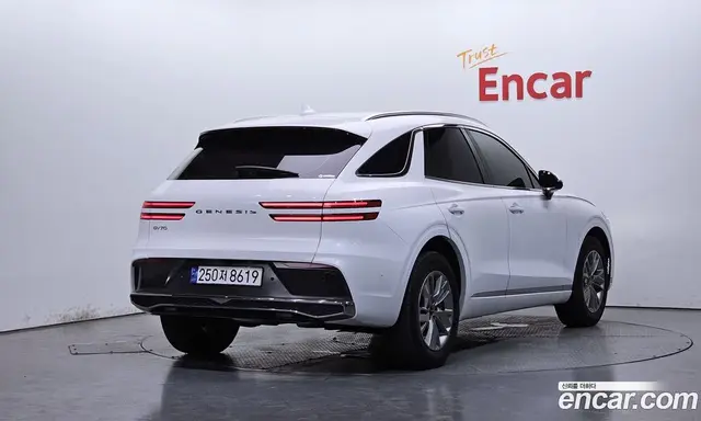 Genesis GV70 2025 2.5 автомат (гидро), миниатюра 2 Genesis GV70 2025 2.5 автомат (гидро), миниатюра 2