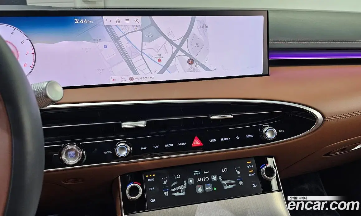 Genesis GV70 2025 2.5 автомат (гидро), фото 20 Genesis GV70 2025 2.5 автомат (гидро), фото 20