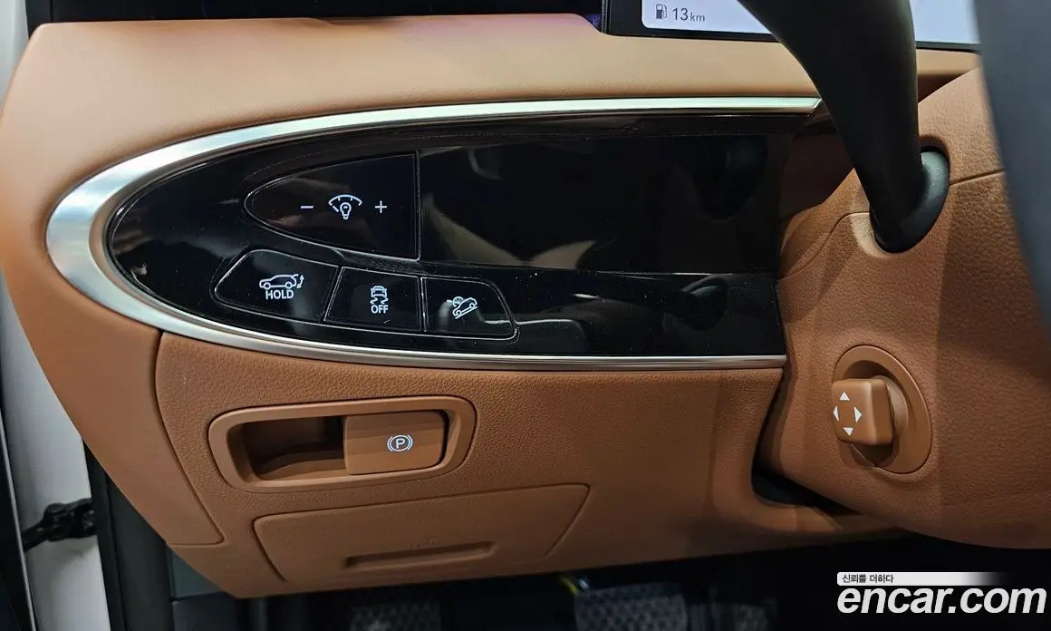 Genesis GV70 2025 2.5 автомат (гидро), фото 22 Genesis GV70 2025 2.5 автомат (гидро), фото 22