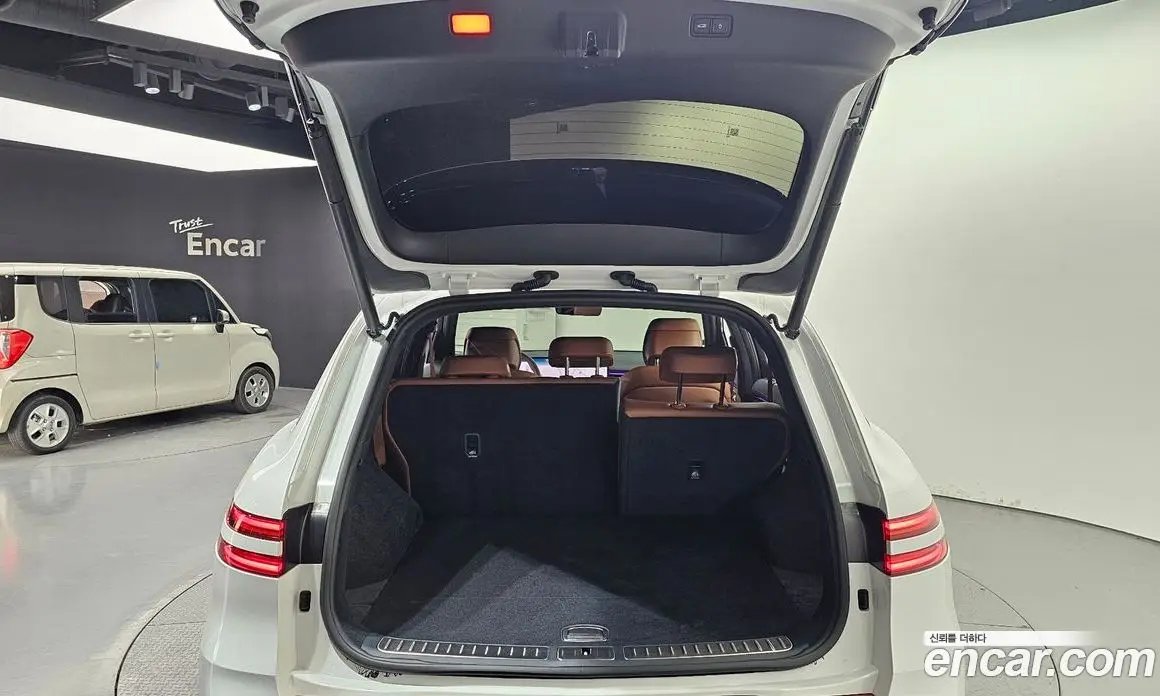 Genesis GV70 2025 2.5 автомат (гидро), фото 26 Genesis GV70 2025 2.5 автомат (гидро), фото 26