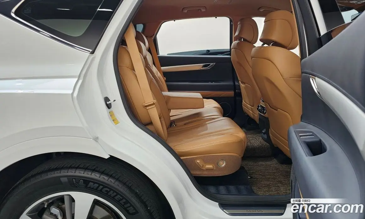 Genesis GV80 2020 2.5 автомат (гидро), фото 17 Genesis GV80 2020 2.5 автомат (гидро), фото 17