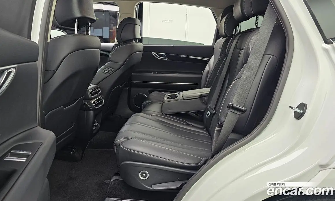 Genesis GV80 2023 2.5 автомат (гидро), фото 18 Genesis GV80 2023 2.5 автомат (гидро), фото 18