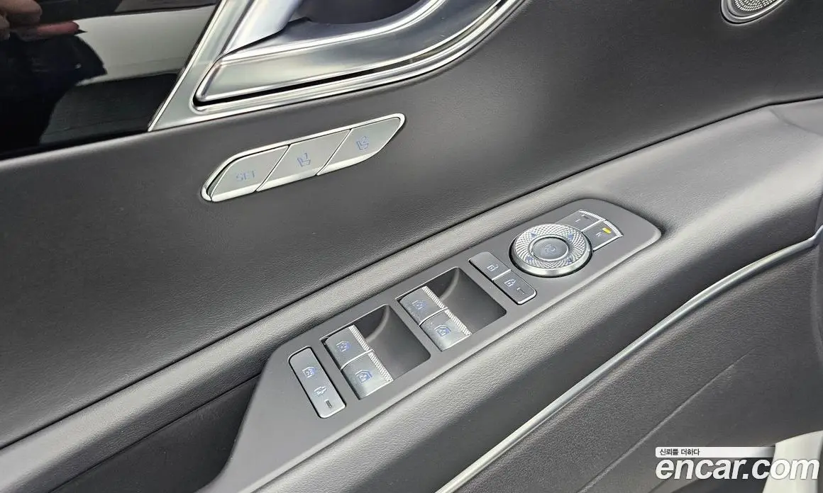 Genesis GV80 2023 2.5 автомат (гидро), фото 23 Genesis GV80 2023 2.5 автомат (гидро), фото 23