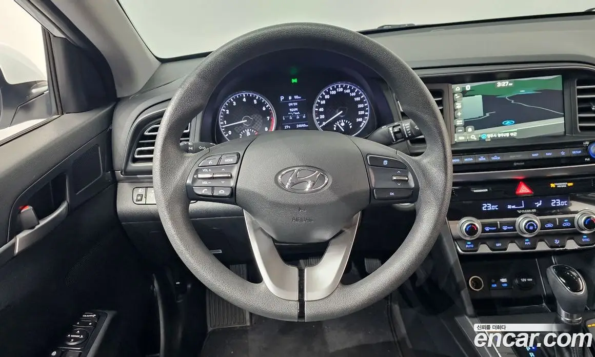 Hyundai Avante 2019 1.6 автомат (гидро), фото 17