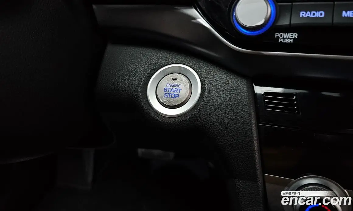 Hyundai Avante 2019 1.6 автомат (гидро), фото 22