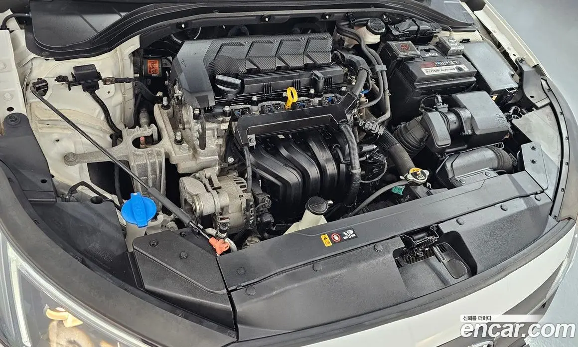 Hyundai Avante 2019 1.6 автомат (гидро), фото 5