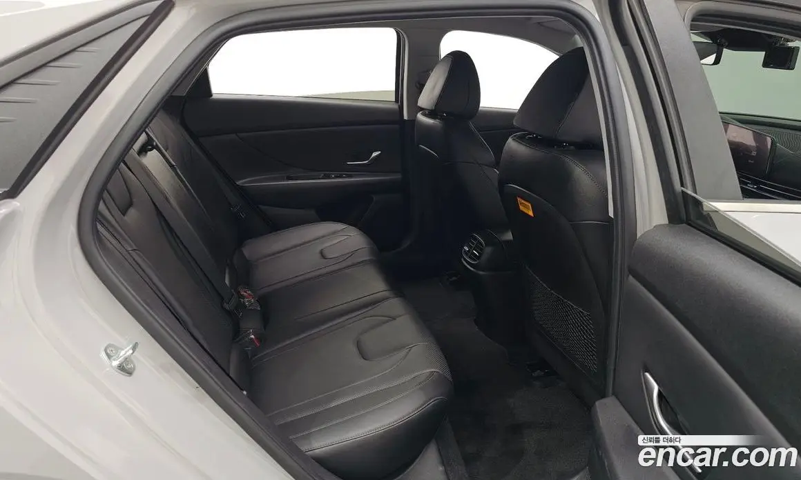 Hyundai Avante 2020 1.6 автомат (гидро), фото 17 Hyundai Avante 2020 1.6 автомат (гидро), фото 17