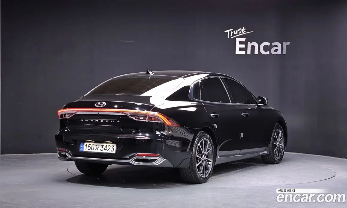 Hyundai Grandeur 2021 2.5 автомат (гидро), фото 1 Hyundai Grandeur 2021 2.5 автомат (гидро), фото 1