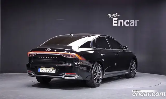Hyundai Grandeur 2021 2.5 автомат (гидро), миниатюра 1 Hyundai Grandeur 2021 2.5 автомат (гидро), миниатюра 1