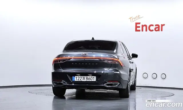 Hyundai Grandeur 2022 3.3 автомат (гидро), миниатюра 4 Hyundai Grandeur 2022 3.3 автомат (гидро), миниатюра 4