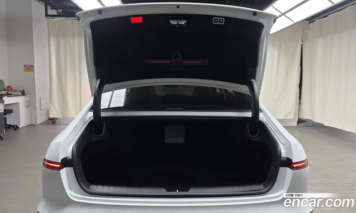 Hyundai Grandeur 2024 1.6 автомат (гидро), фото 22