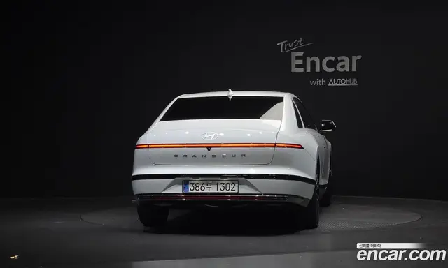 Hyundai Grandeur 2024 1.6 автомат (гидро), миниатюра 4