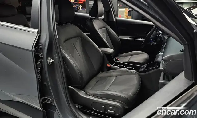 Hyundai Kona 2024 1.6 автомат (гидро), миниатюра 12