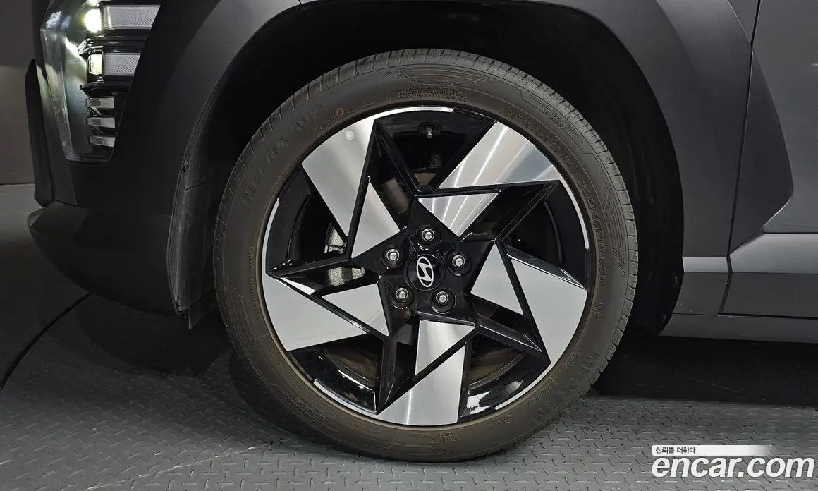 Hyundai Kona 2024 1.6 автомат (гидро), фото 4 Hyundai Kona 2024 1.6 автомат (гидро), фото 4
