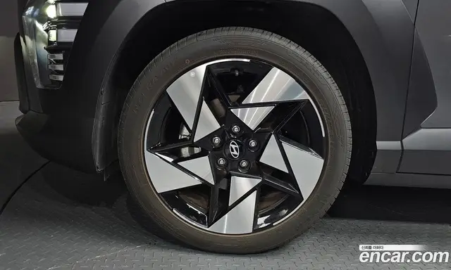 Hyundai Kona 2024 1.6 автомат (гидро), миниатюра 4 Hyundai Kona 2024 1.6 автомат (гидро), миниатюра 4