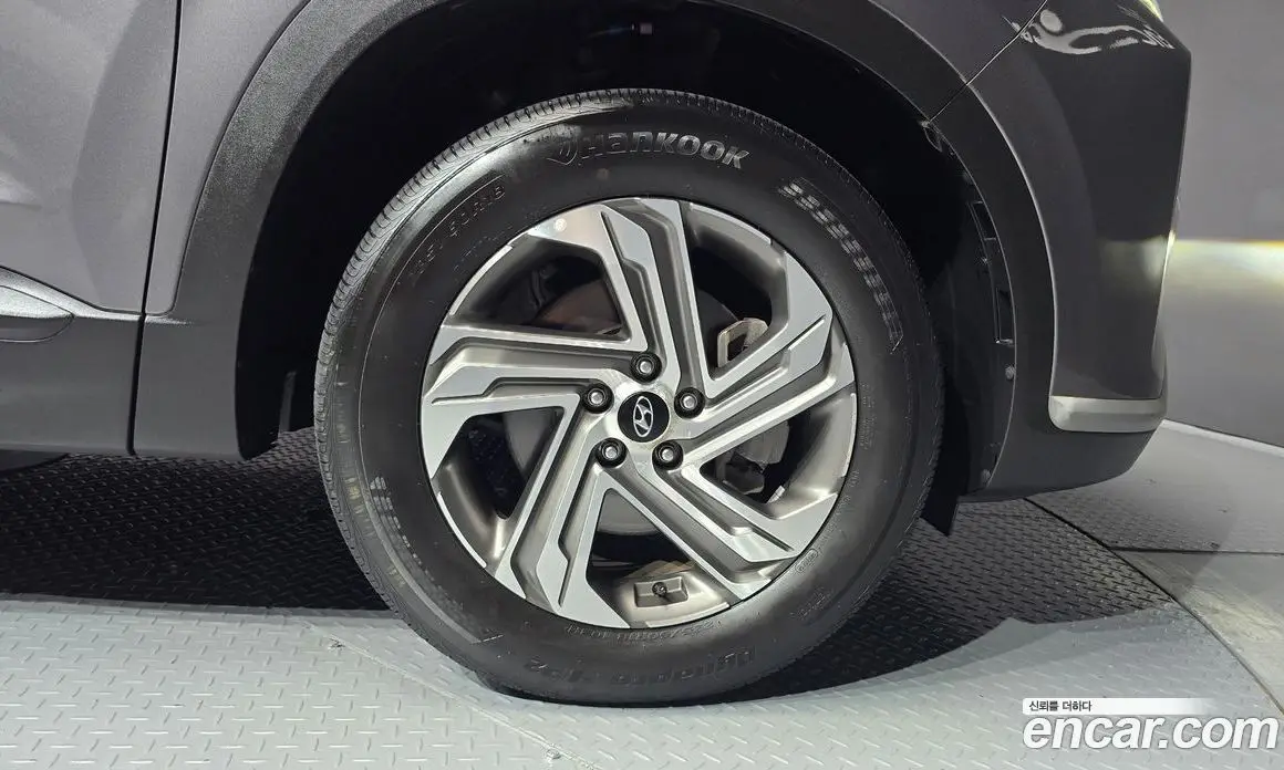 Hyundai Santa Fe 2022 2.2 автомат (гидро), фото 7