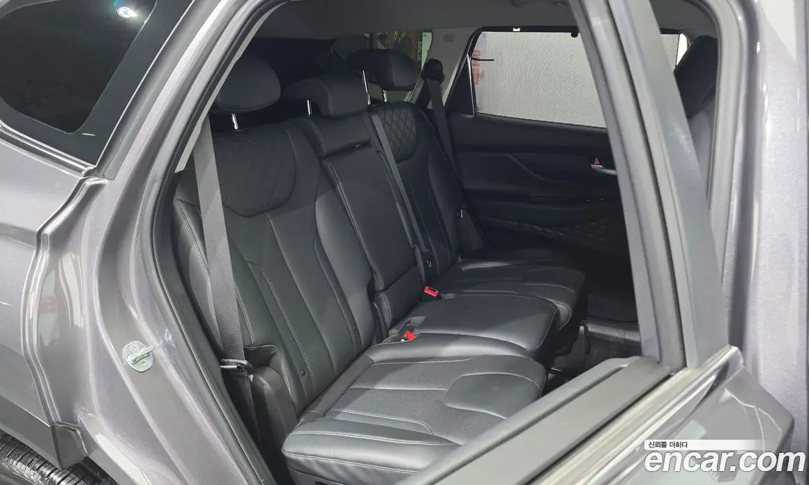 Hyundai Santa Fe 2022 2.2 автомат (гидро), фото 18